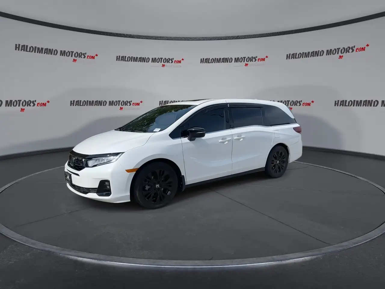 Honda Odyssey снимка Honda Odyssey