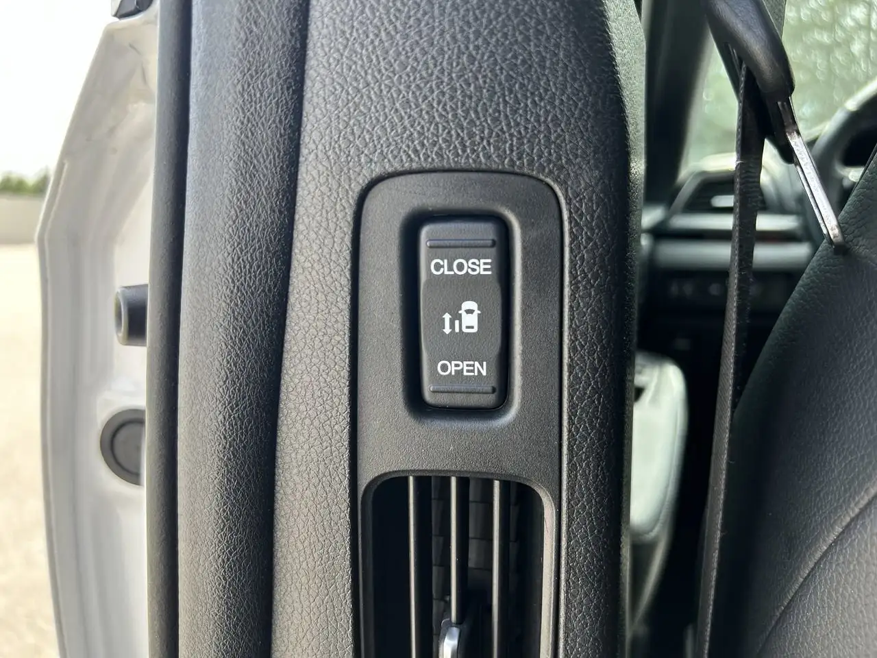 Honda Odyssey снимка Honda Odyssey