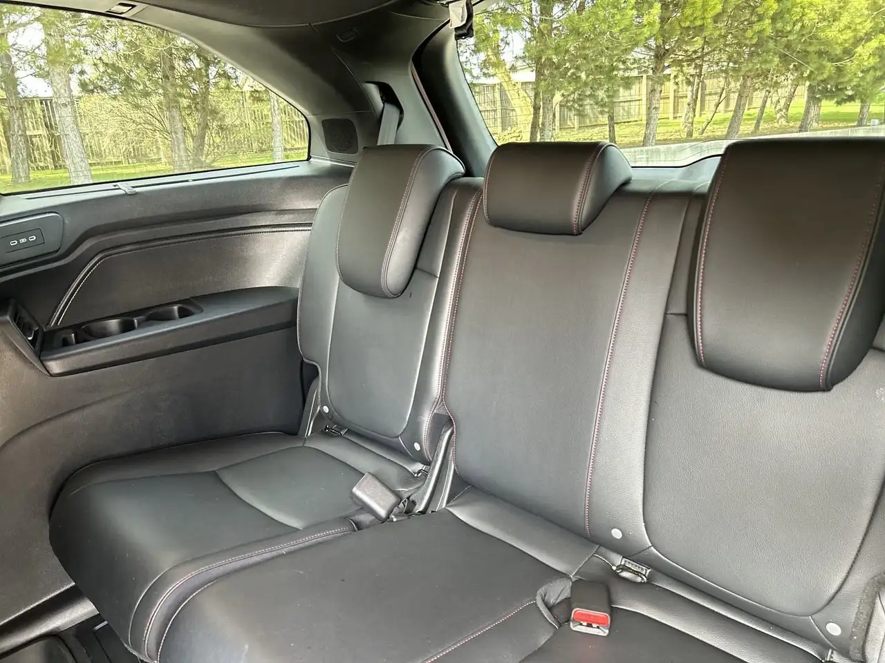 Honda Odyssey снимка Honda Odyssey