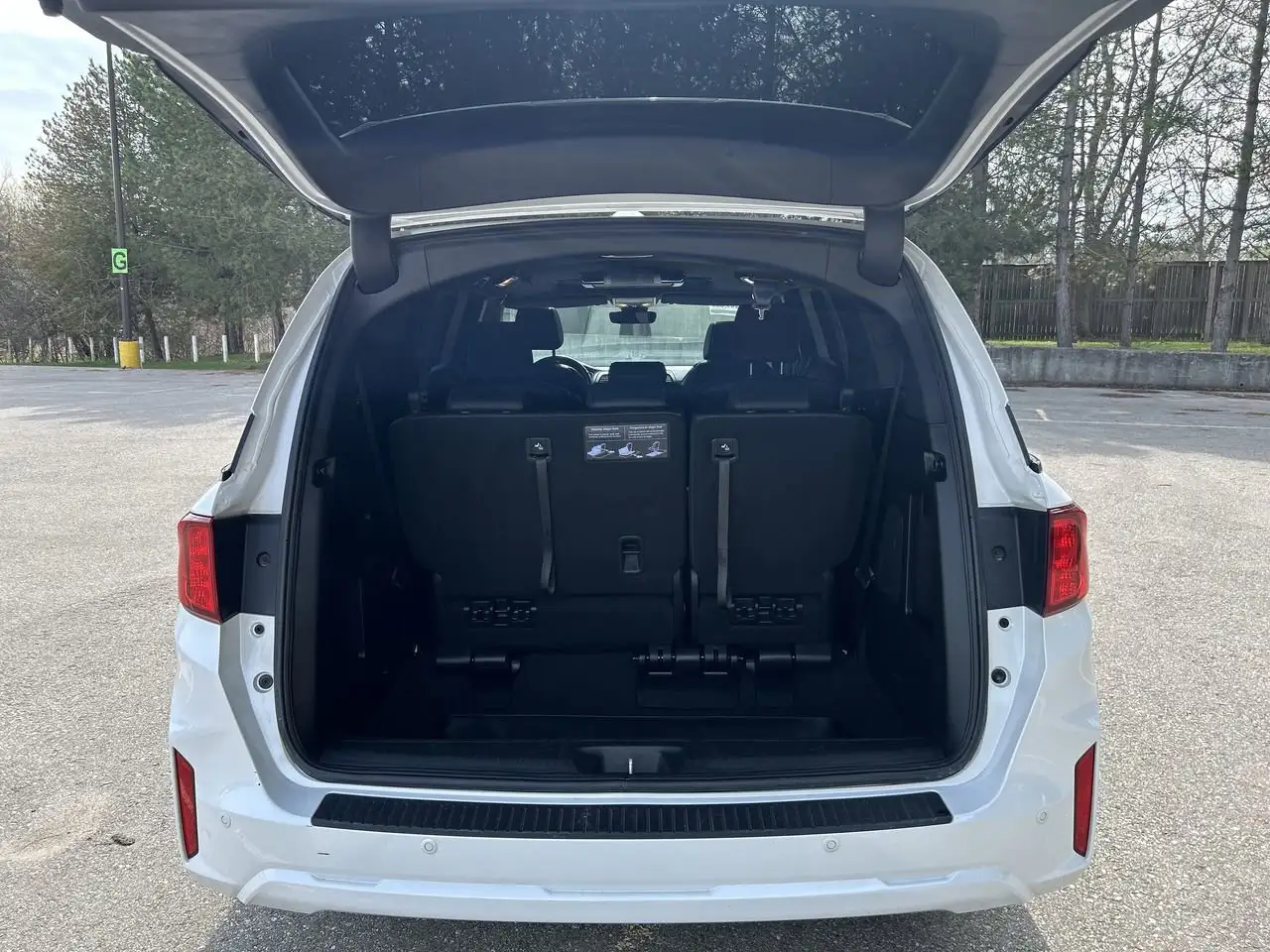Honda Odyssey снимка Honda Odyssey