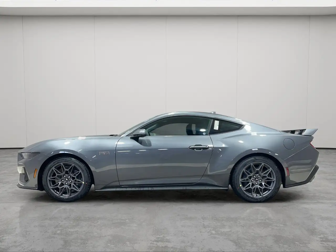 Ford Mustang photo Ford Mustang