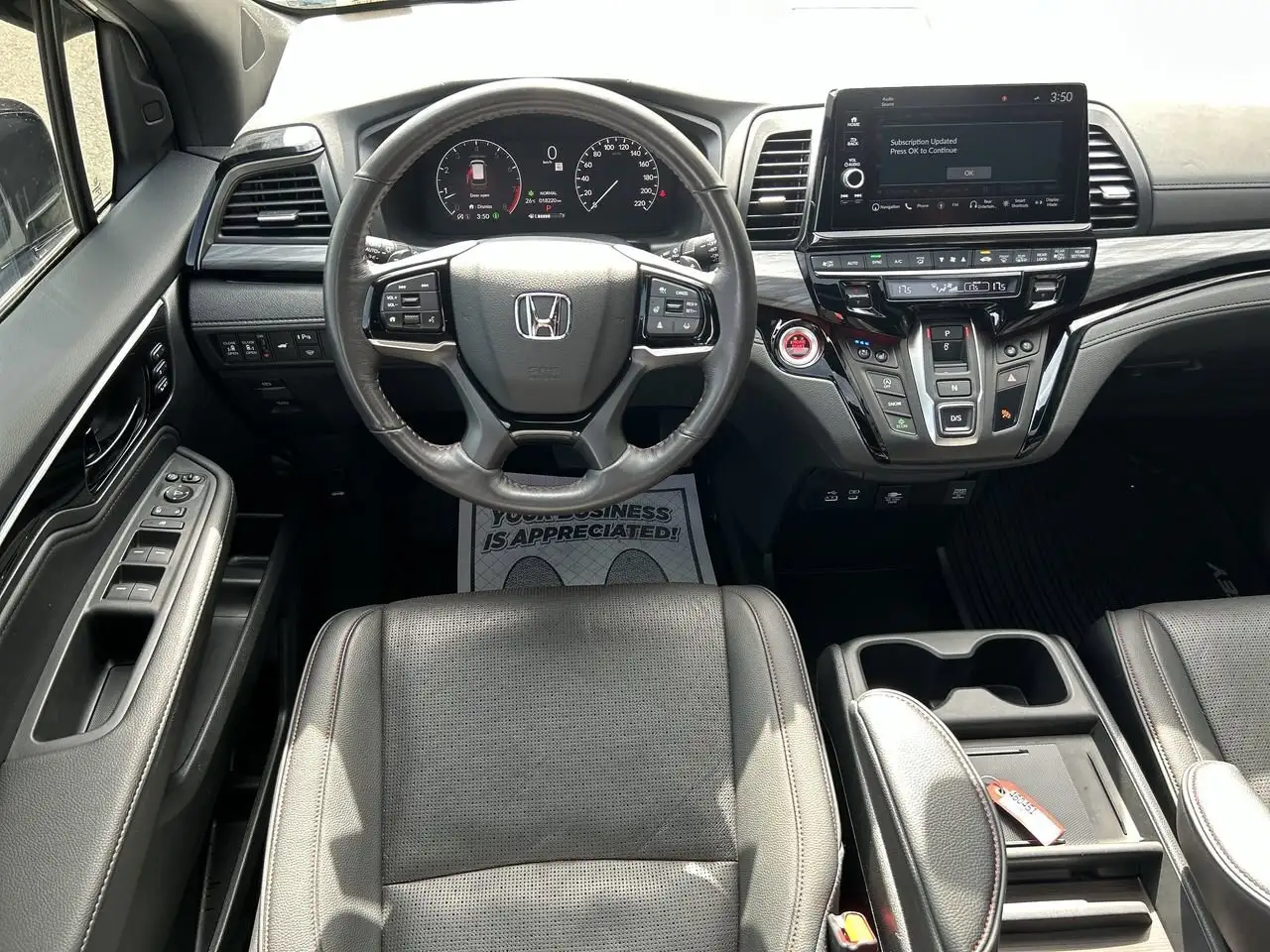 Honda Odyssey снимка Honda Odyssey