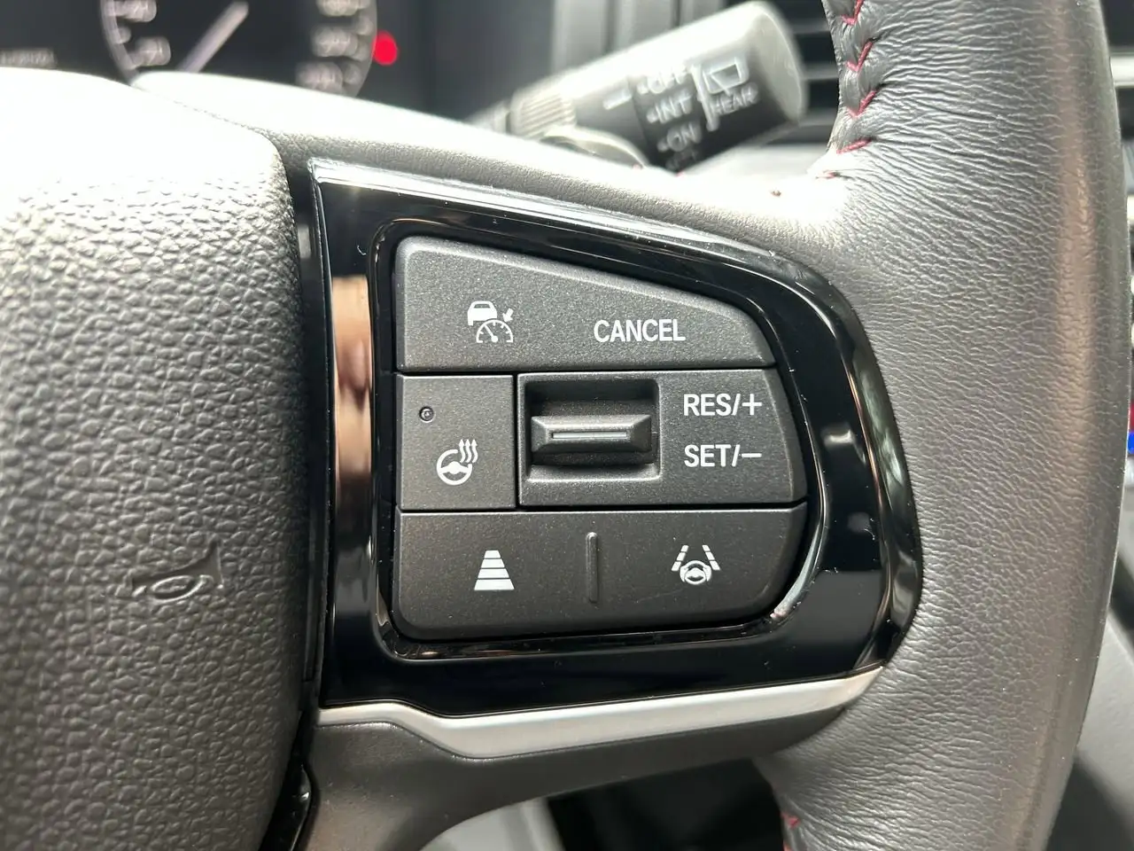 Honda Odyssey снимка Honda Odyssey