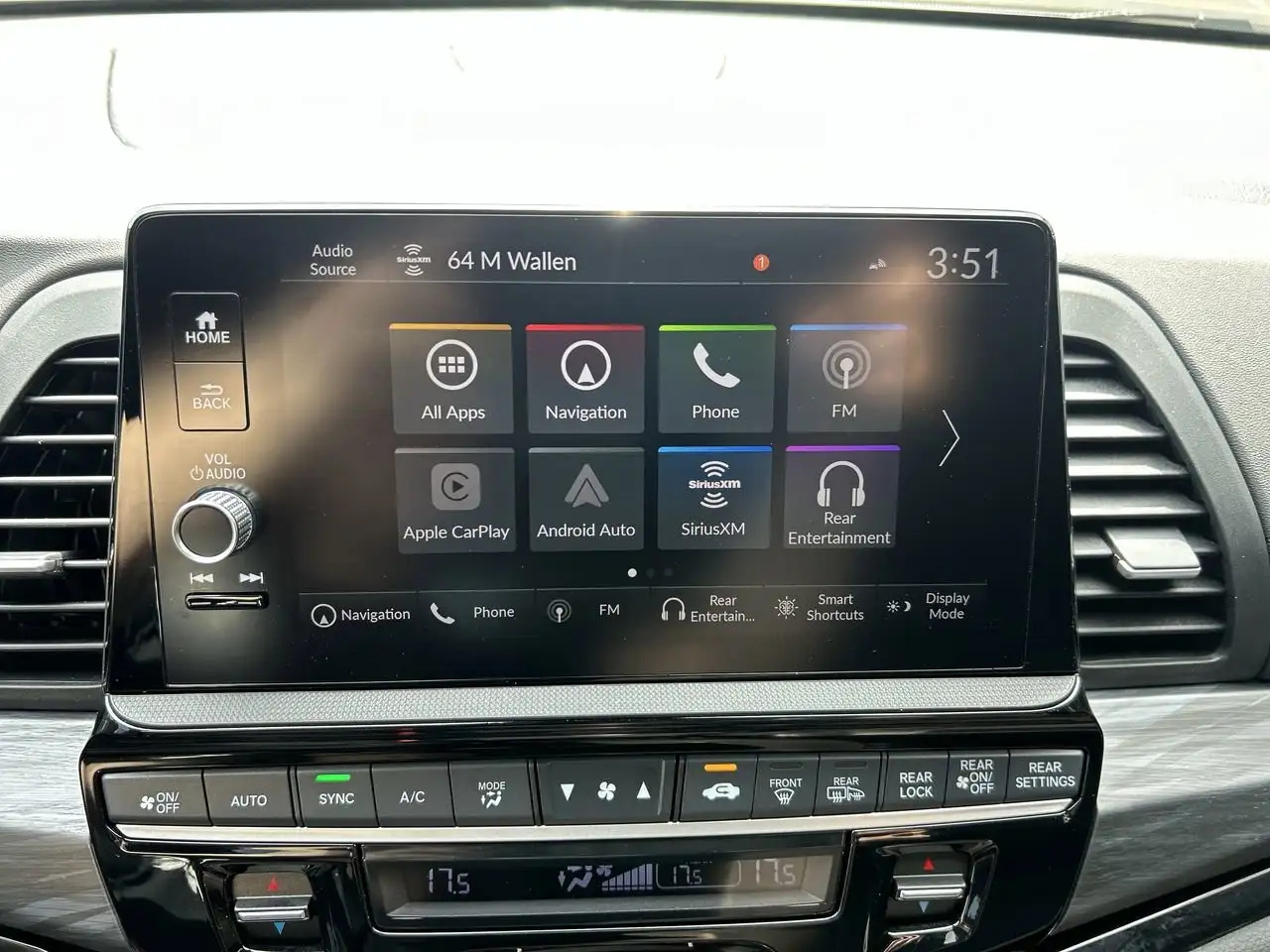 Honda Odyssey снимка Honda Odyssey