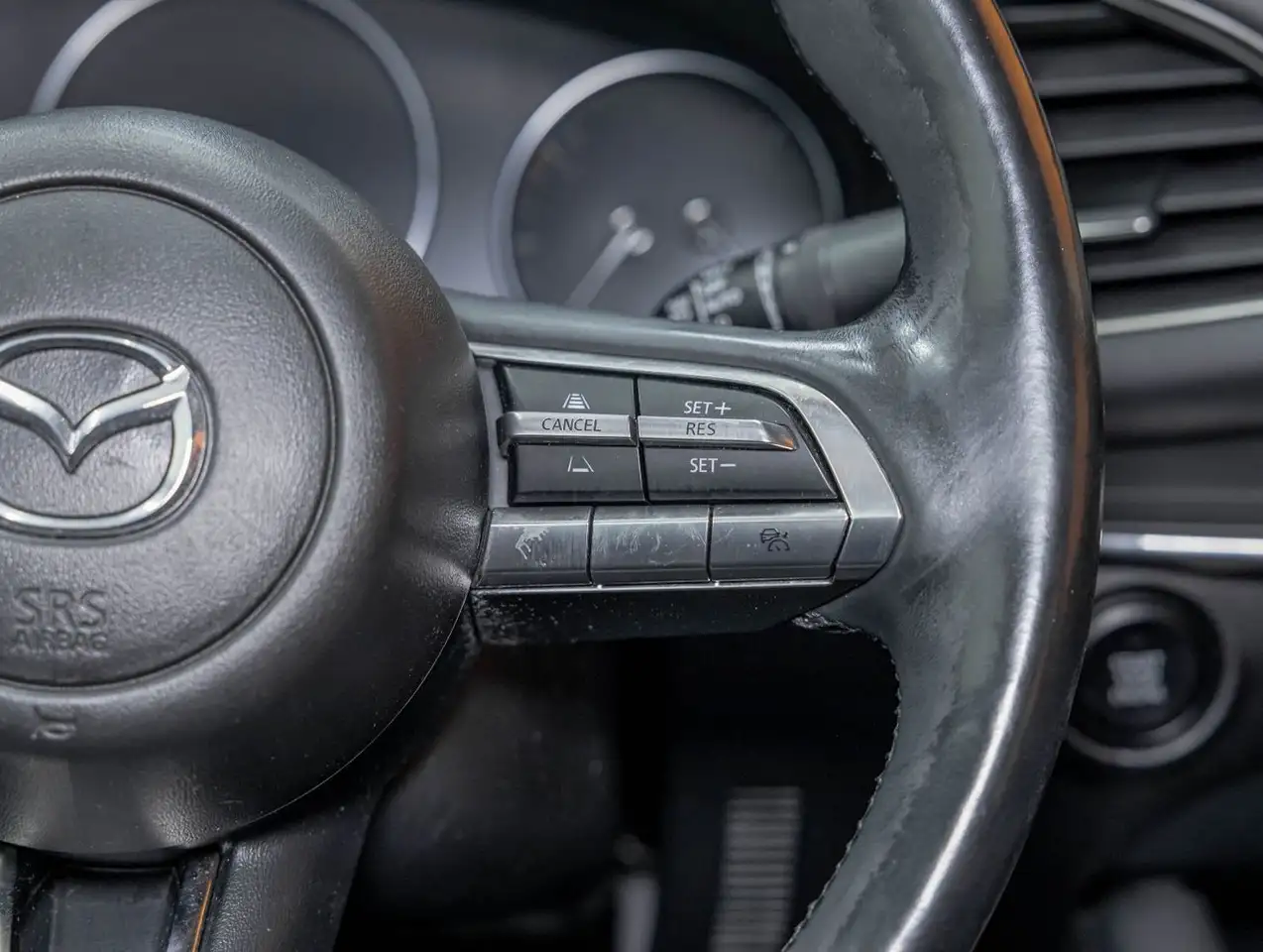 Mazda 3 снимка Mazda 3