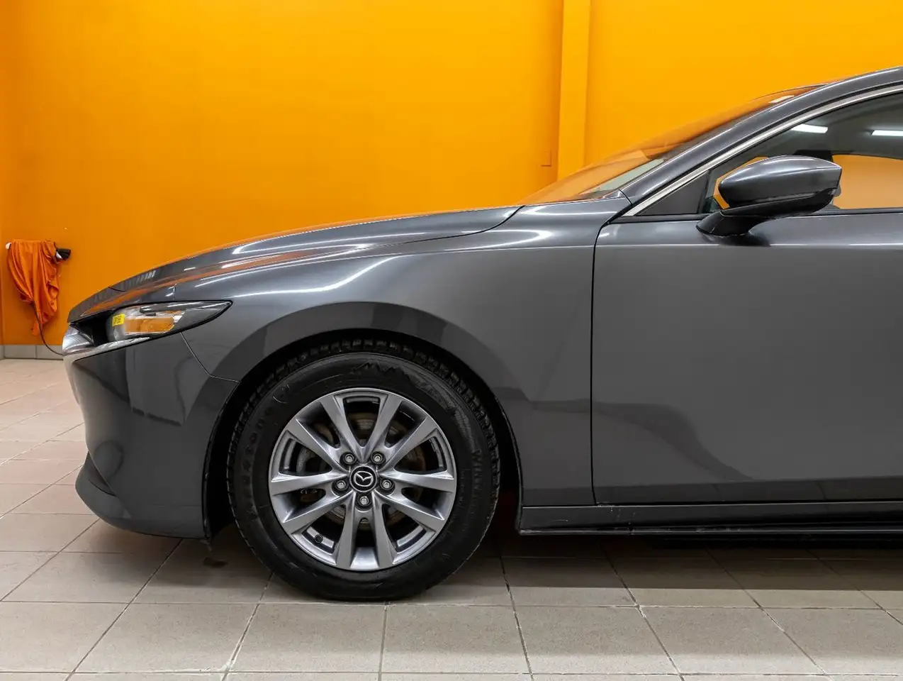 Mazda 3 снимка Mazda 3