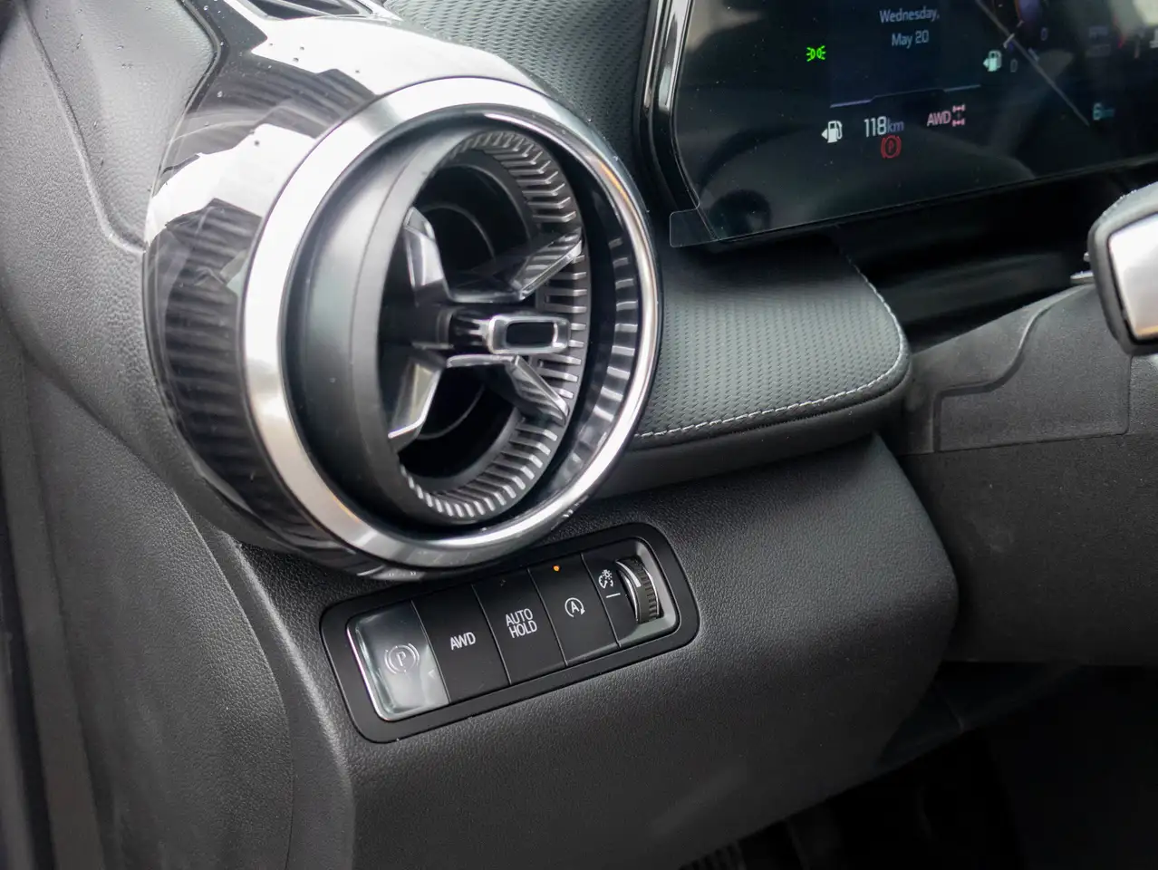 Chevrolet Equinox photo Chevrolet Equinox