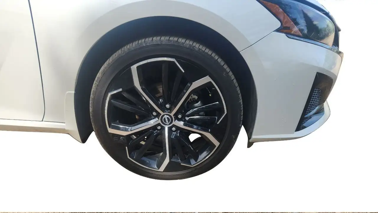 Nissan Altima photo Nissan Altima