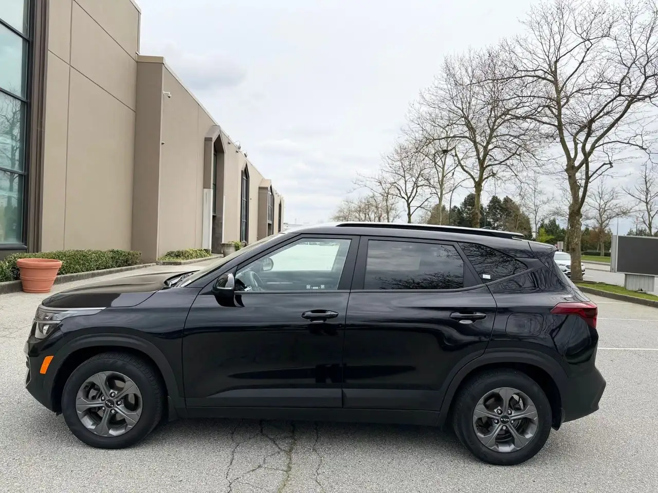 Kia Seltos снимка Kia Seltos