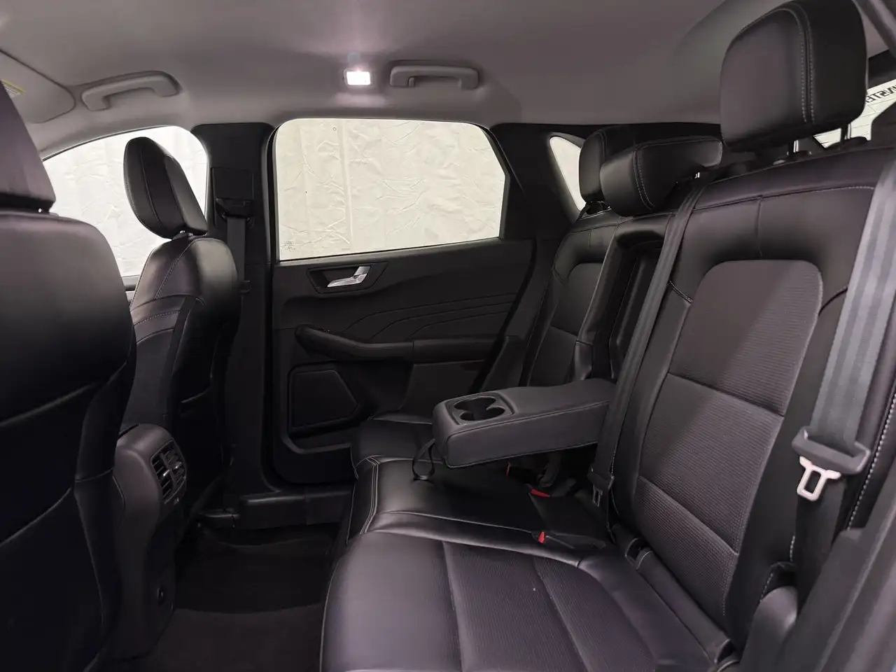 Ford Escape снимка Ford Escape