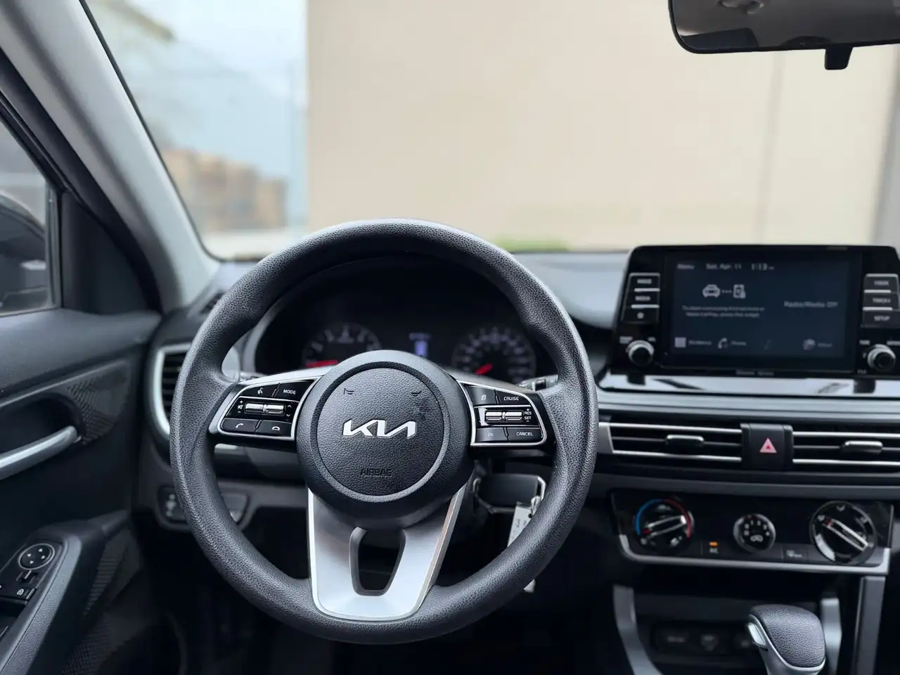 Kia Seltos снимка Kia Seltos