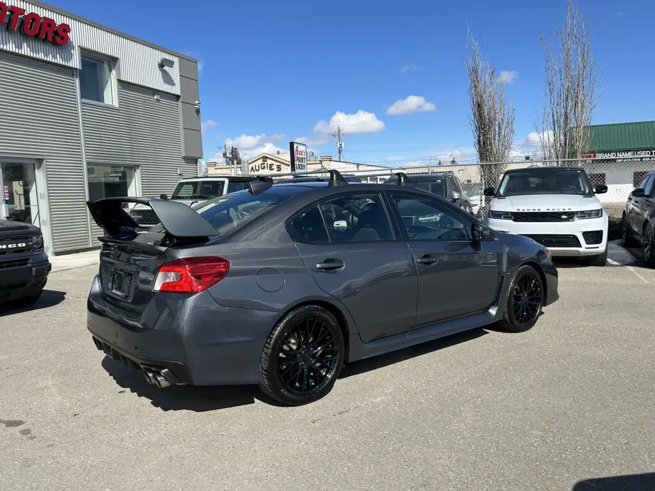 Subaru WRX снимка Subaru WRX