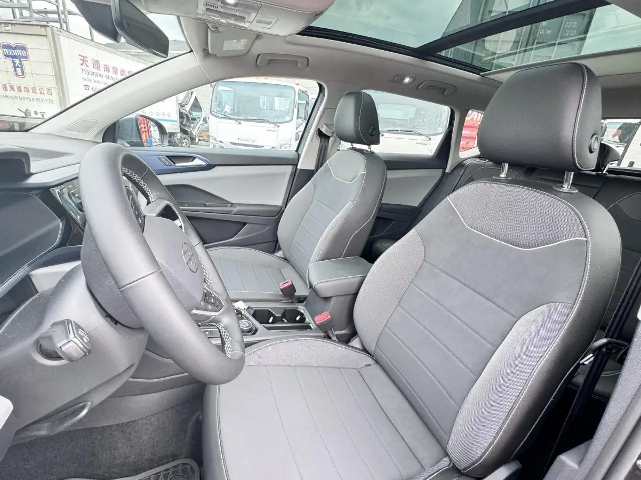 Volkswagen Taos снимка Volkswagen Taos
