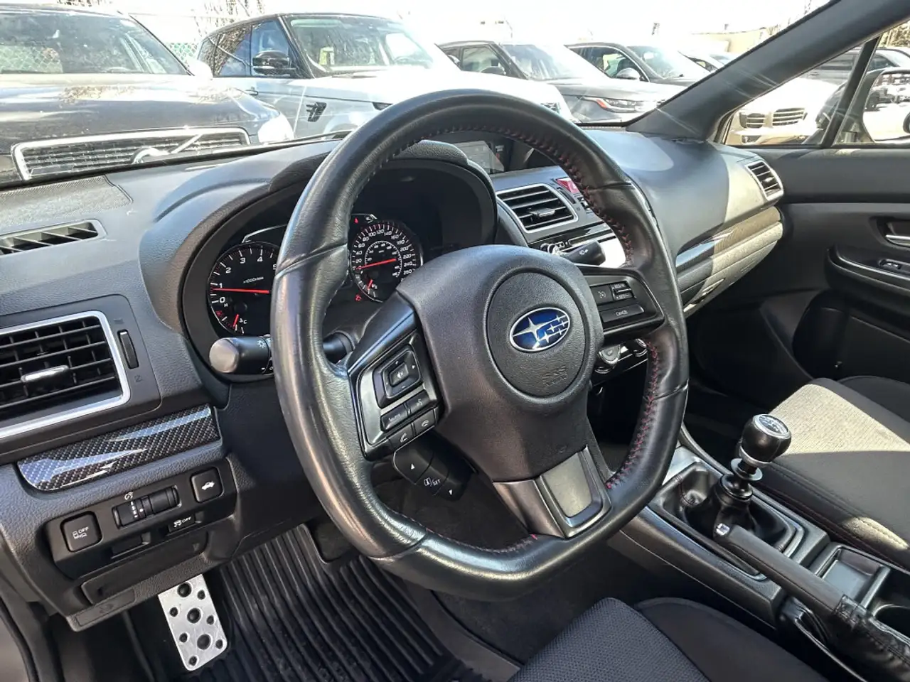 Subaru WRX снимка Subaru WRX