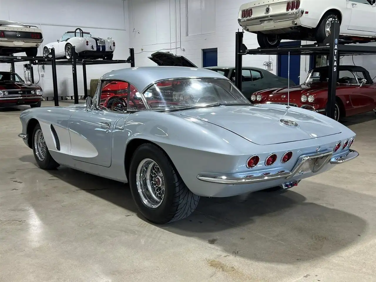 Chevrolet Corvette photo Chevrolet Corvette