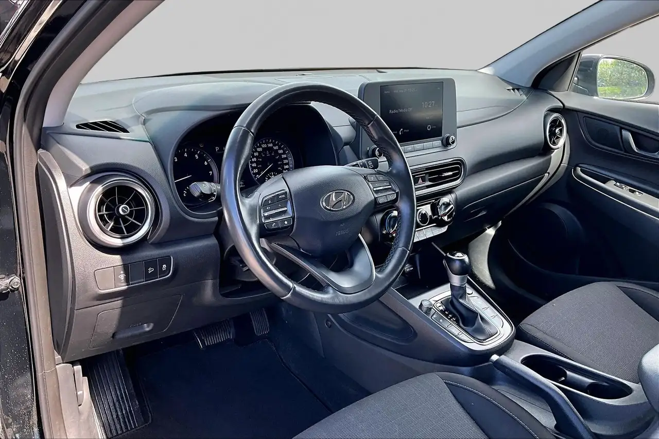 Hyundai KONA снимка Hyundai KONA