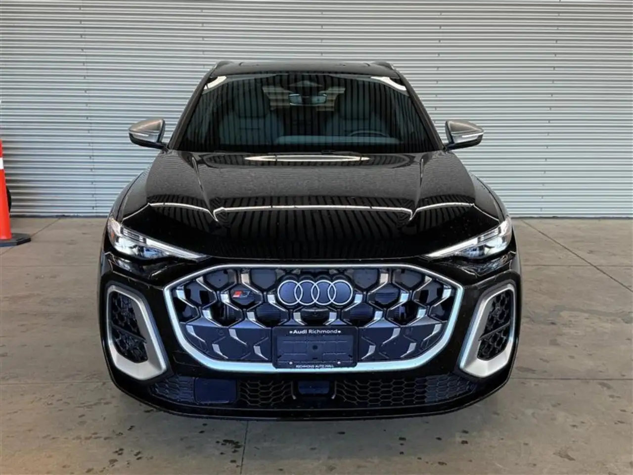 Audi SQ5 снимка Audi SQ5