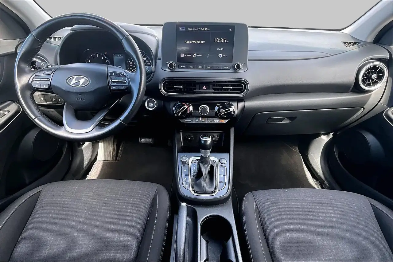 Hyundai KONA снимка Hyundai KONA
