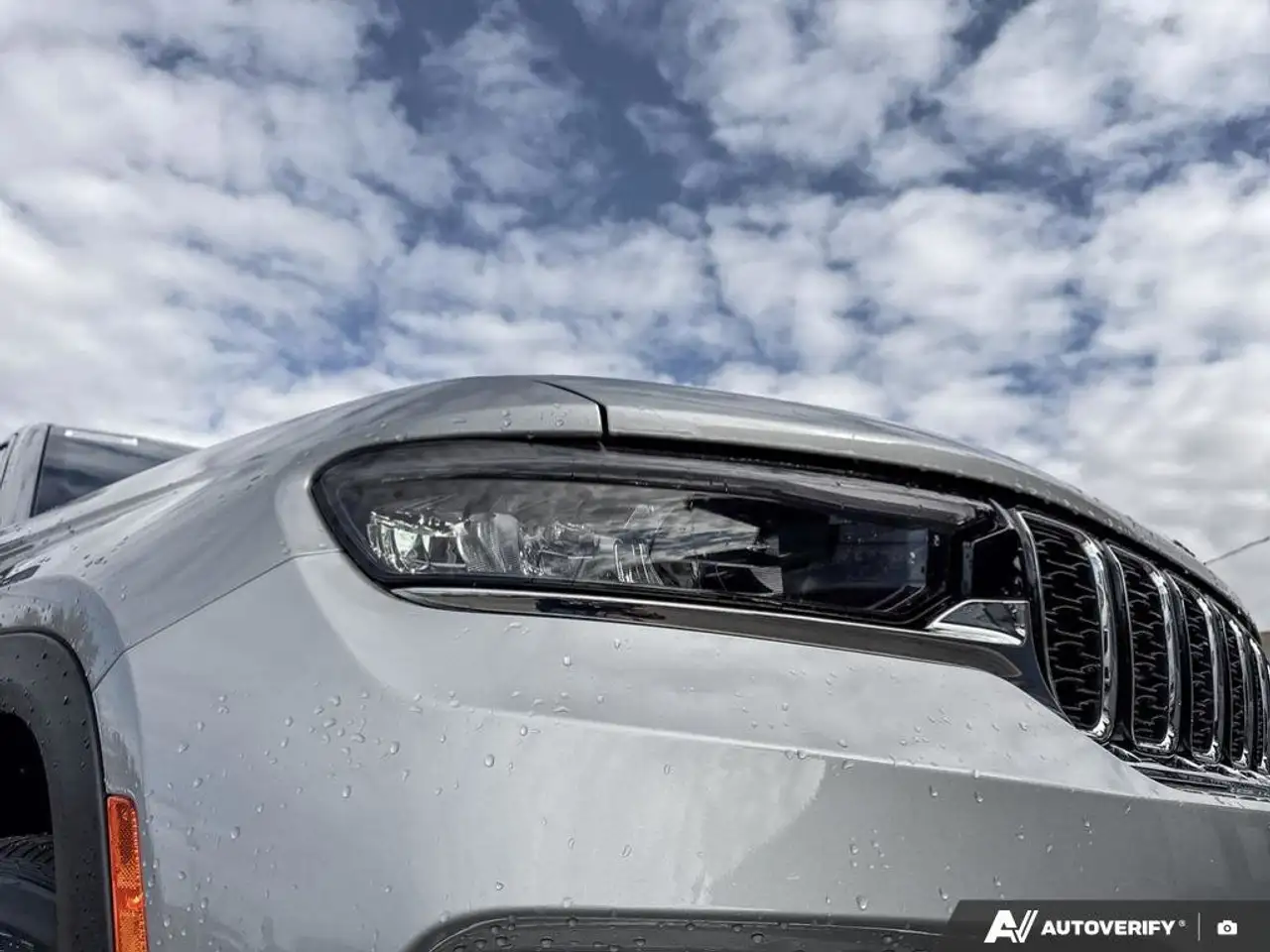 Jeep Grand Cherokee photo Jeep Grand Cherokee