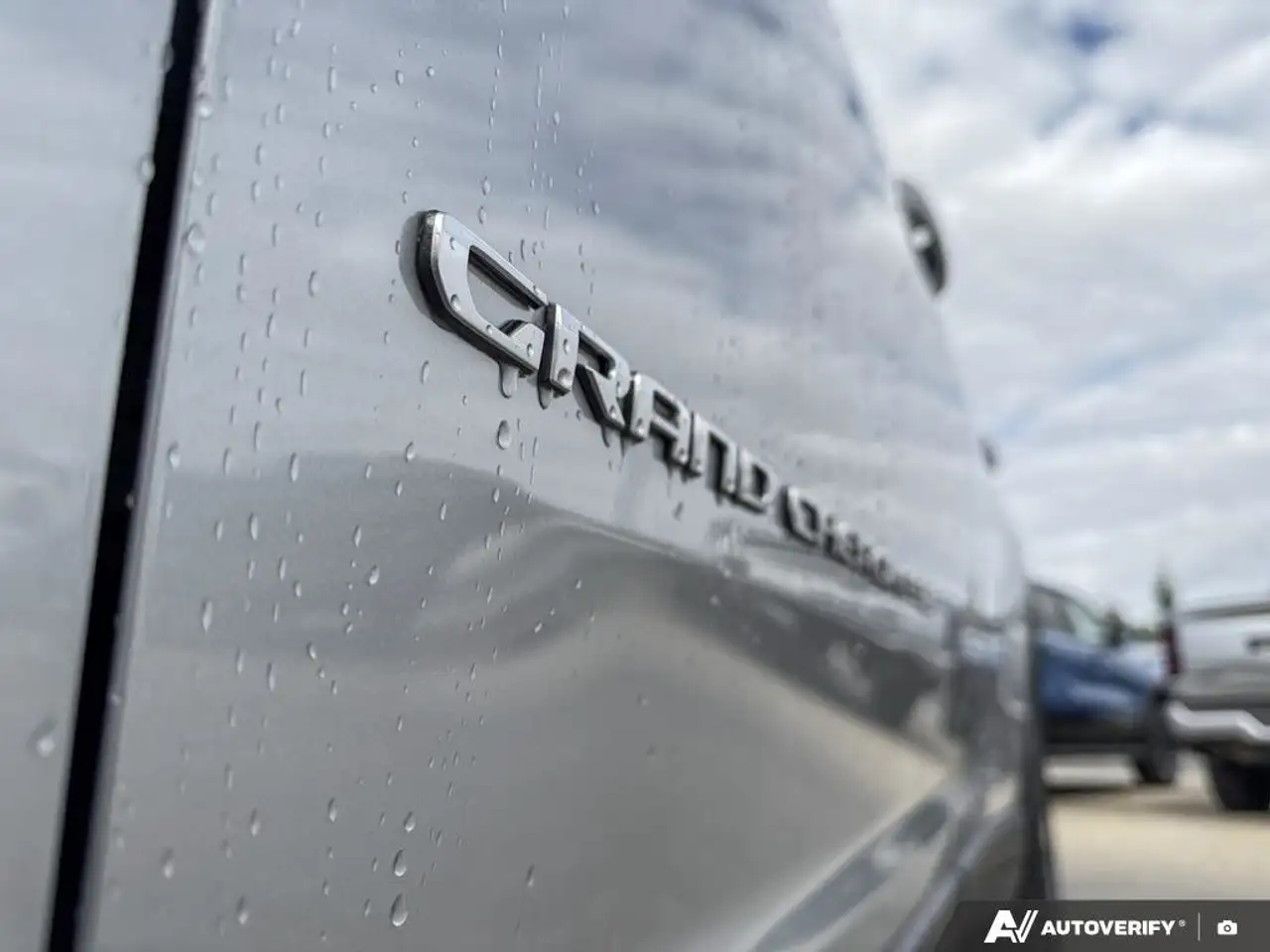 Jeep Grand Cherokee photo Jeep Grand Cherokee