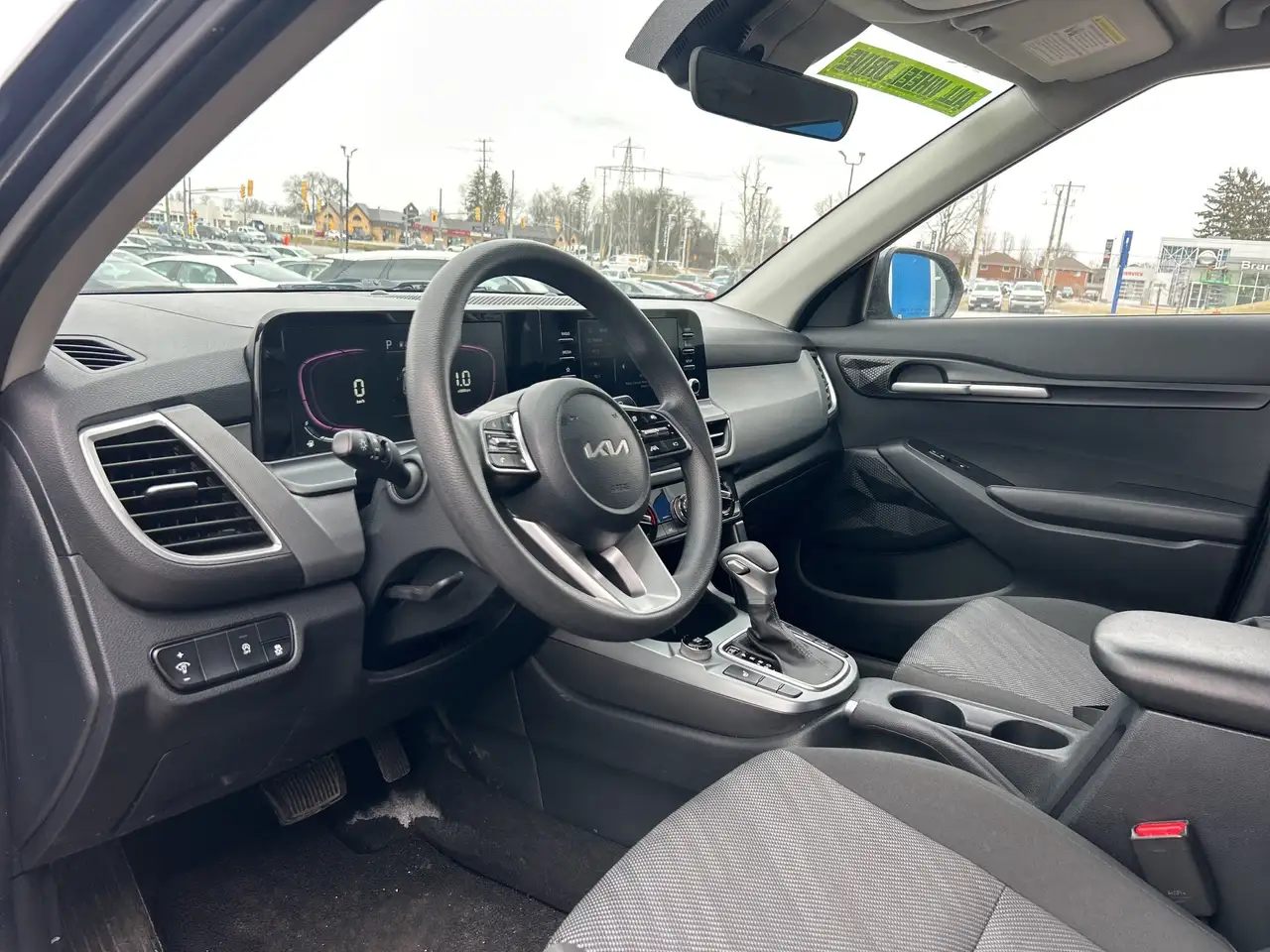 Kia Seltos снимка Kia Seltos