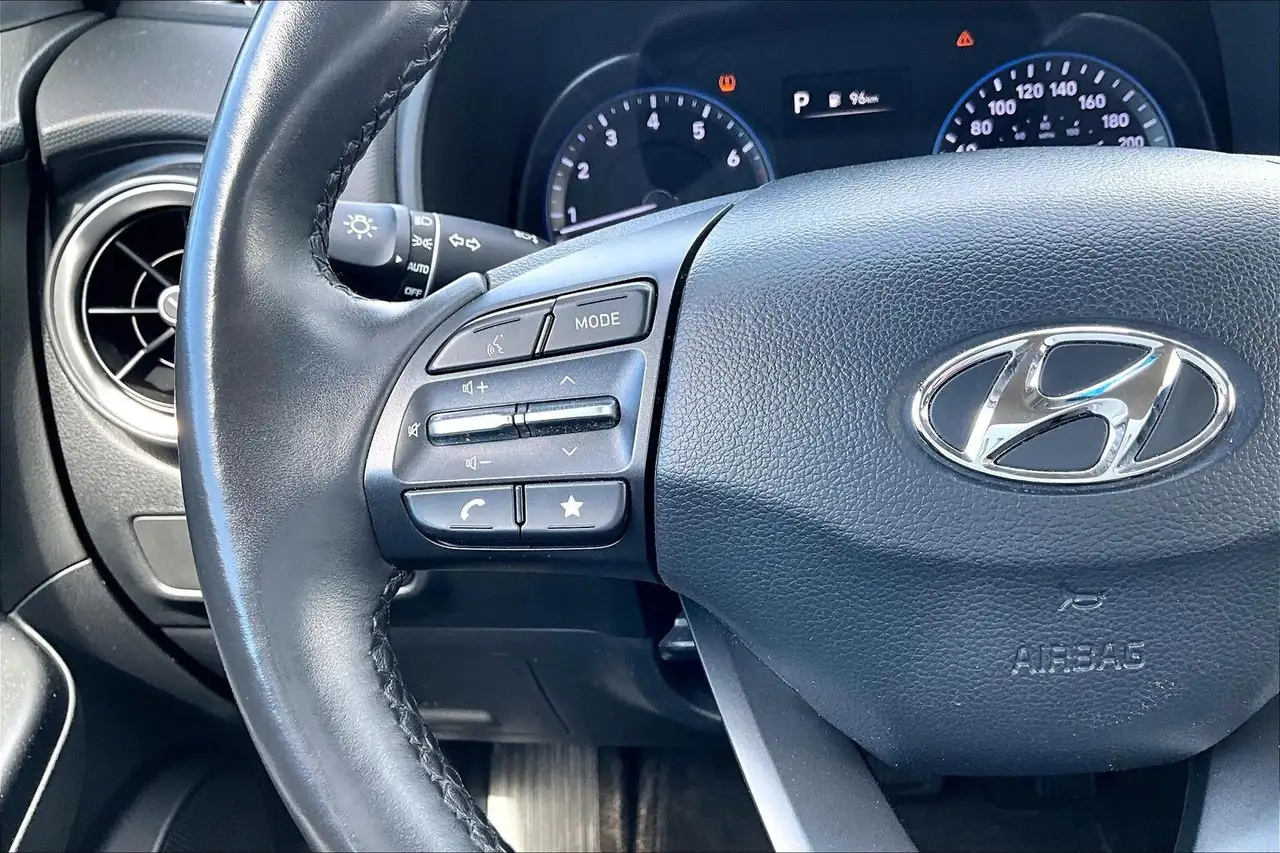 Hyundai KONA снимка Hyundai KONA