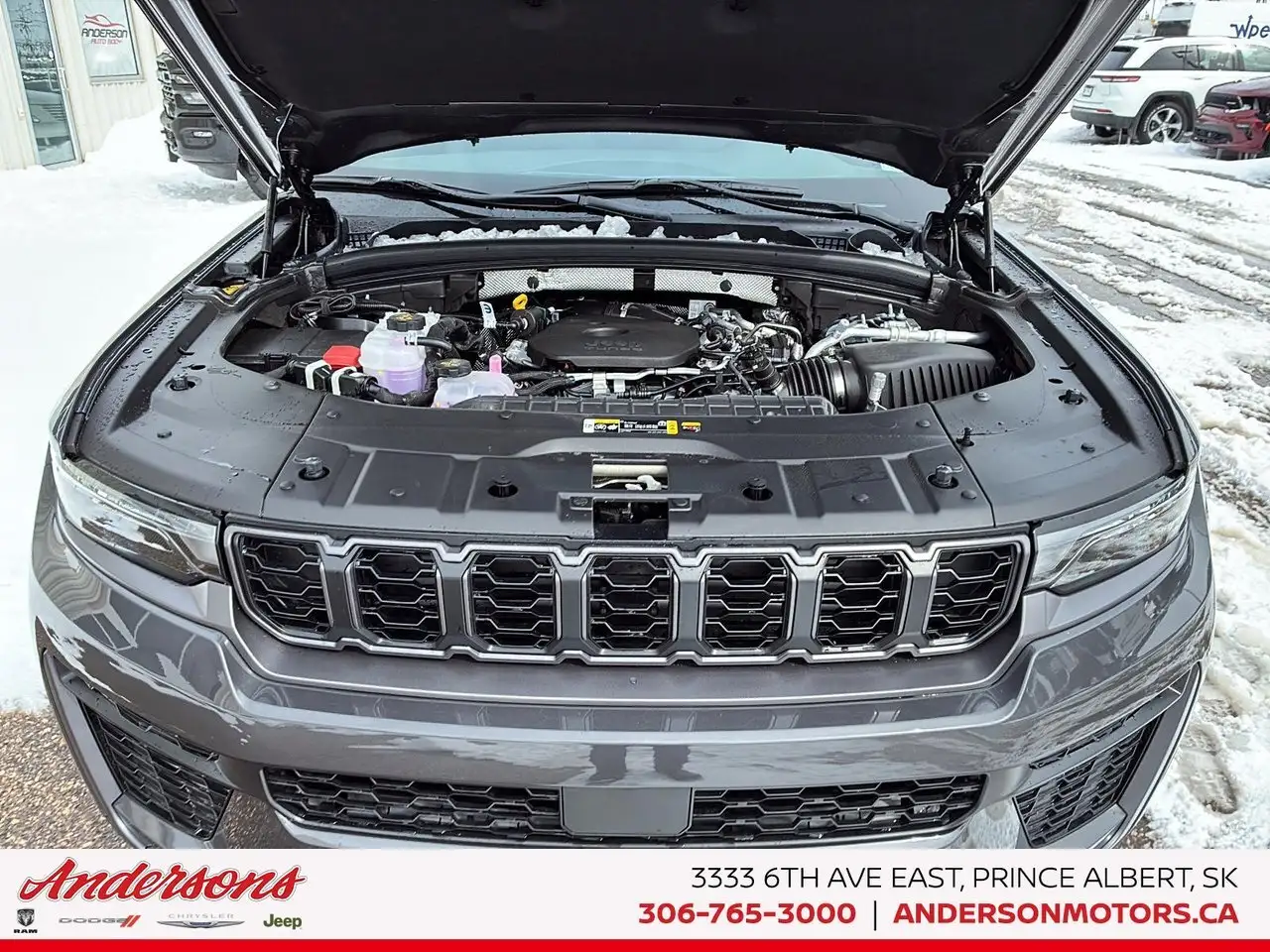 Jeep Grand Cherokee снимка Jeep Grand Cherokee