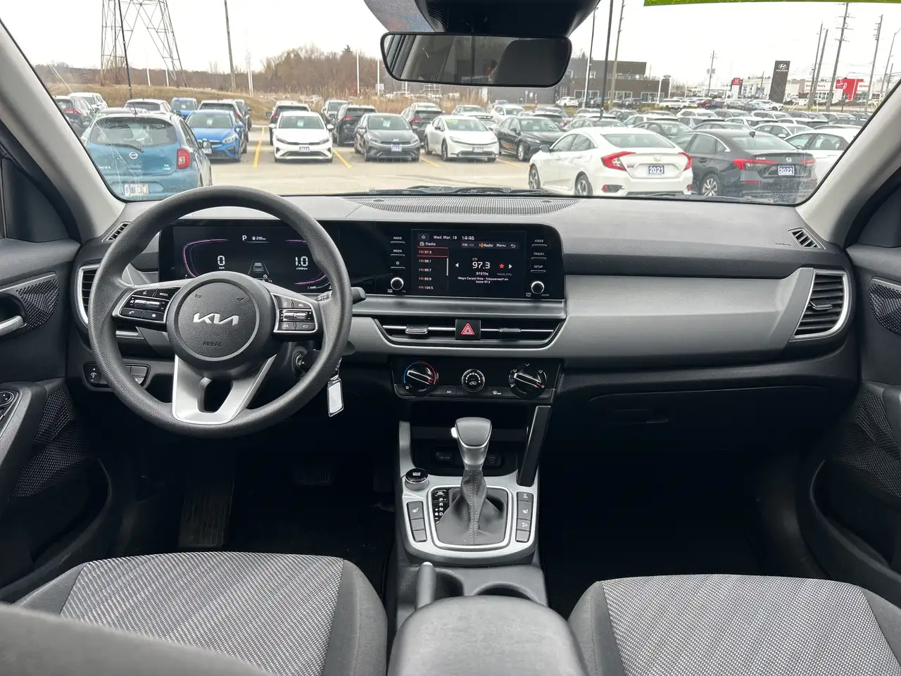 Kia Seltos снимка Kia Seltos