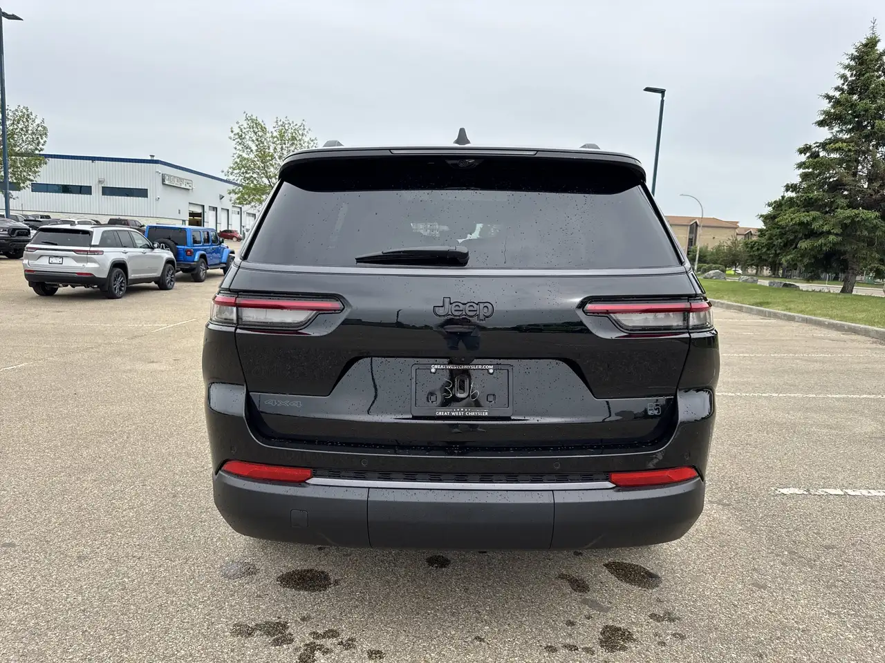Jeep Grand Cherokee снимка Jeep Grand Cherokee