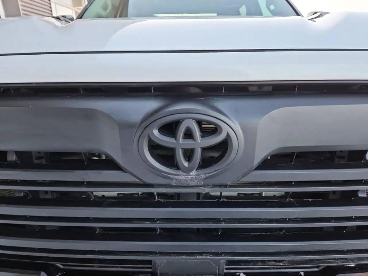 Toyota Tundra снимка Toyota Tundra