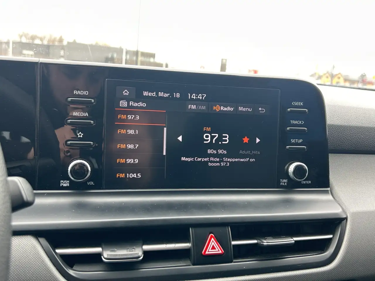 Kia Seltos снимка Kia Seltos