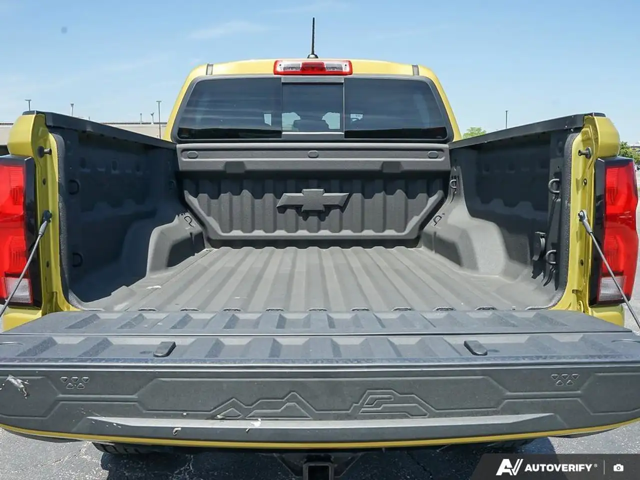 Chevrolet Colorado photo Chevrolet Colorado