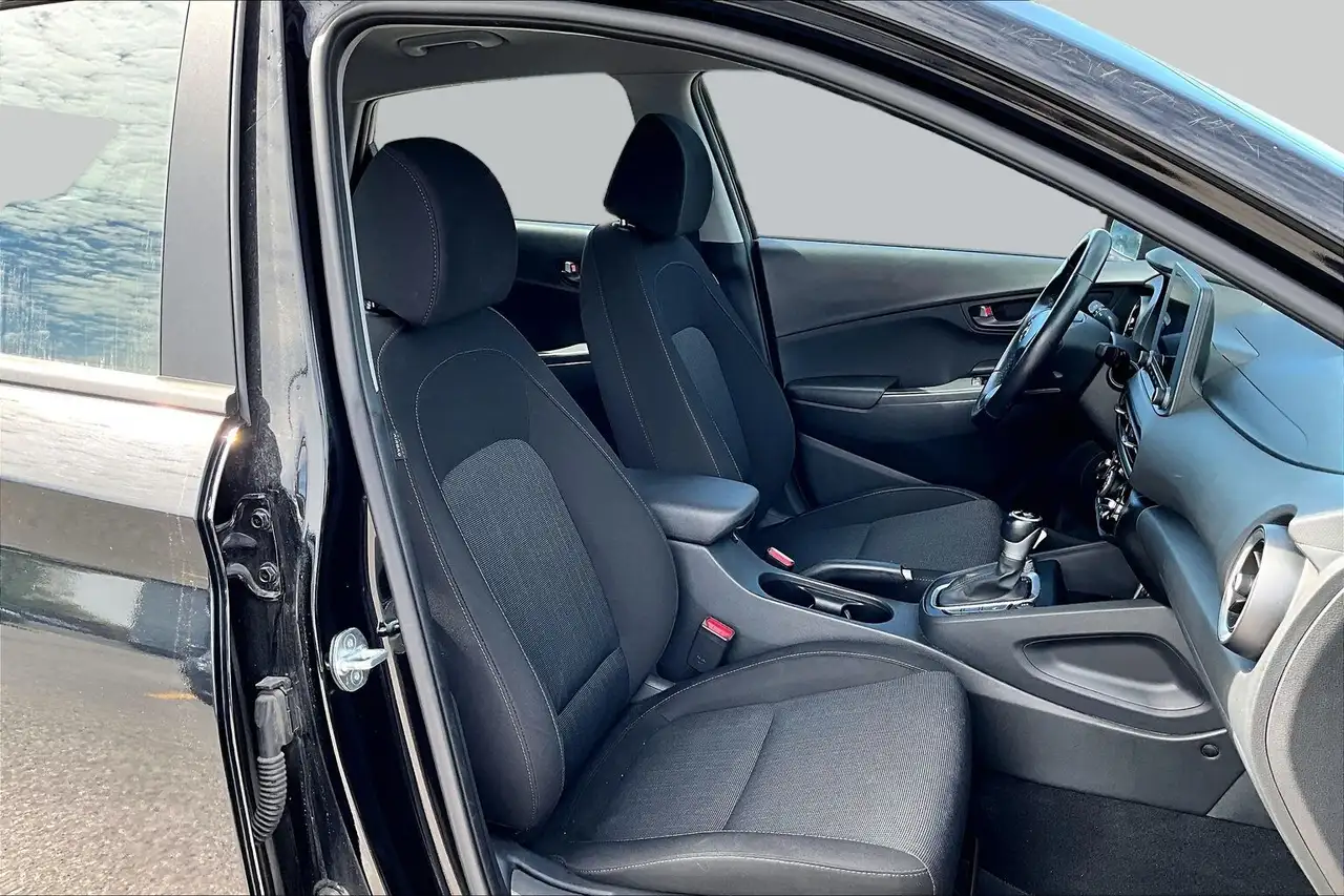 Hyundai KONA снимка Hyundai KONA