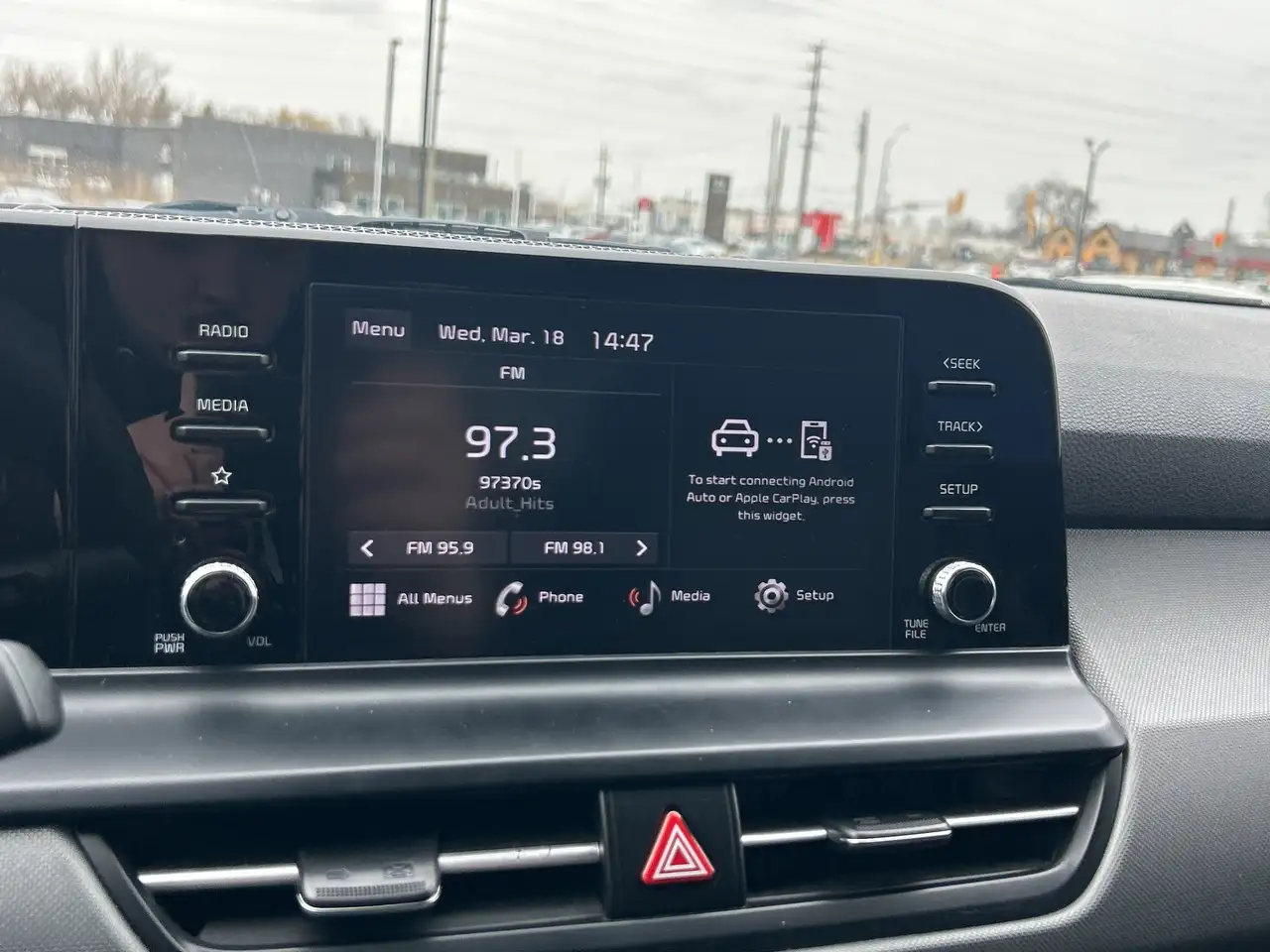 Kia Seltos снимка Kia Seltos