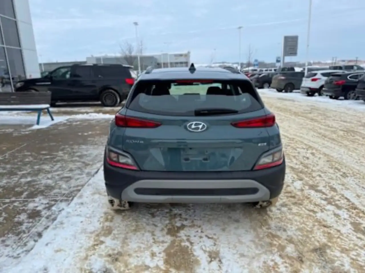 Hyundai KONA снимка Hyundai KONA