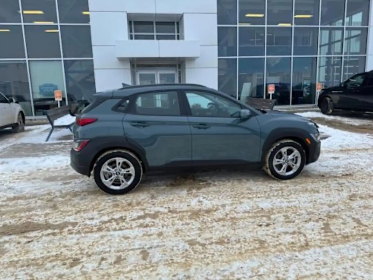 Hyundai KONA снимка Hyundai KONA