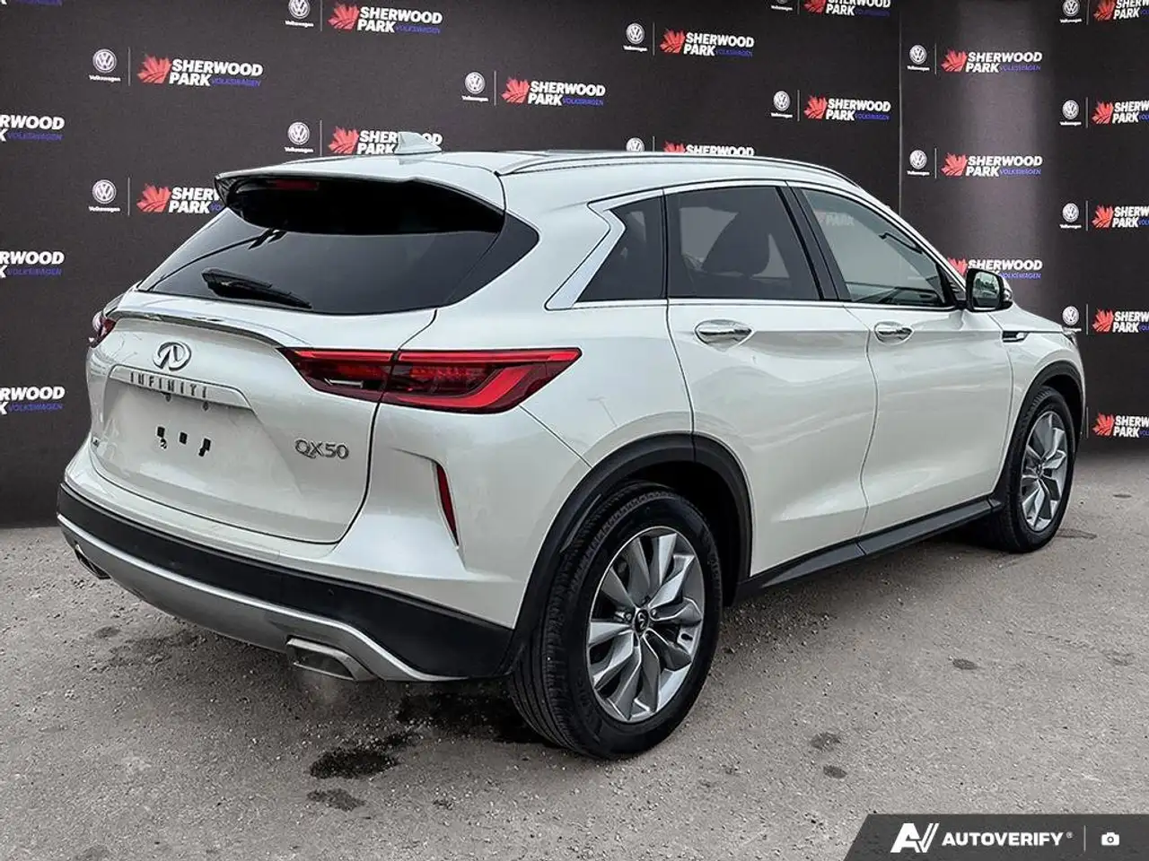 Infiniti QX50 снимка Infiniti QX50