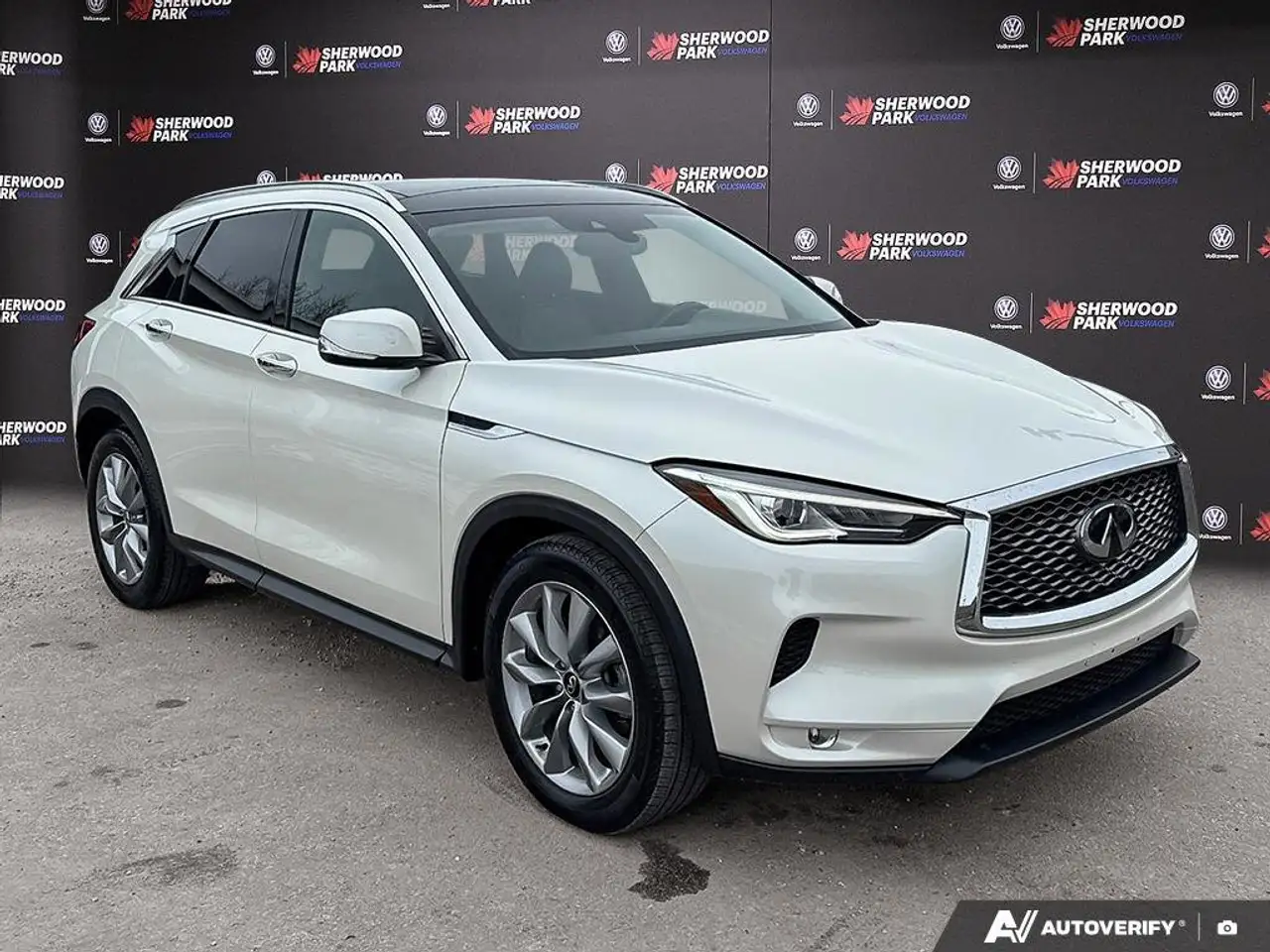 Infiniti QX50 снимка Infiniti QX50