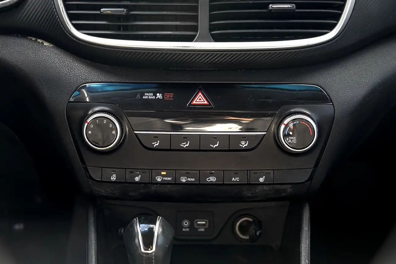 Hyundai TUCSON снимка Hyundai TUCSON
