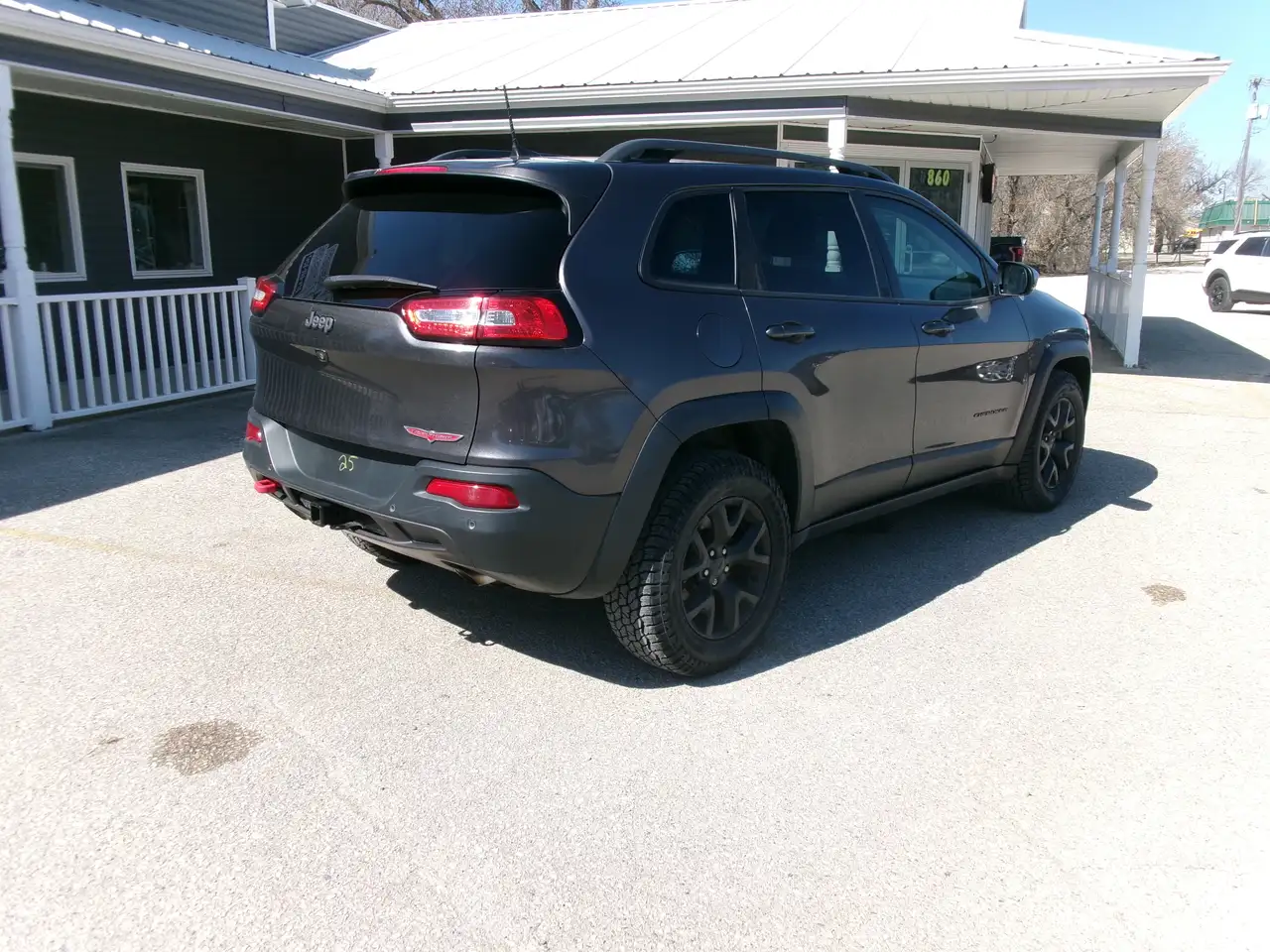 Jeep Cherokee снимка Jeep Cherokee
