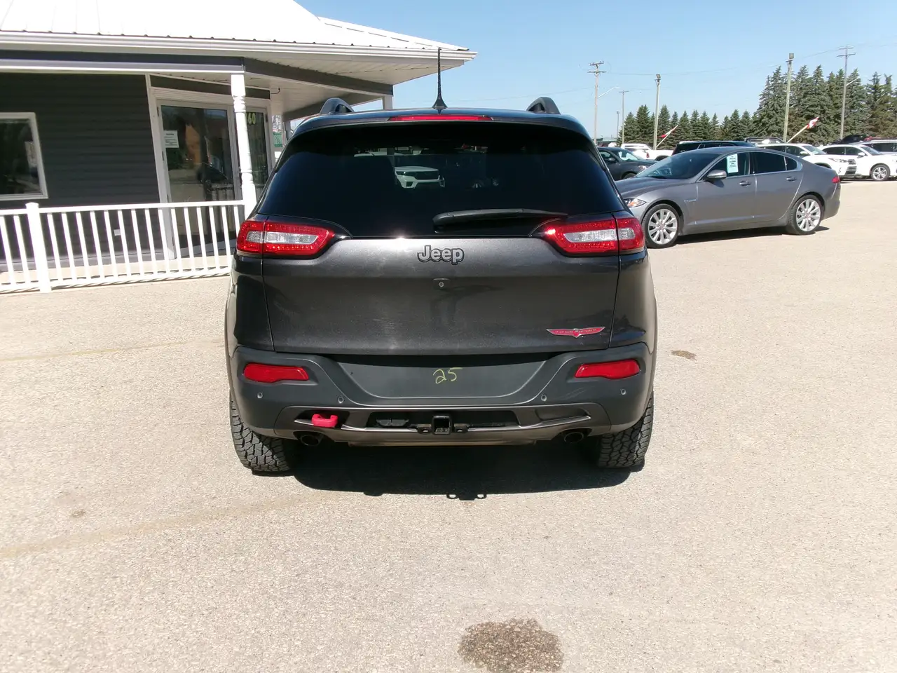 Jeep Cherokee снимка Jeep Cherokee