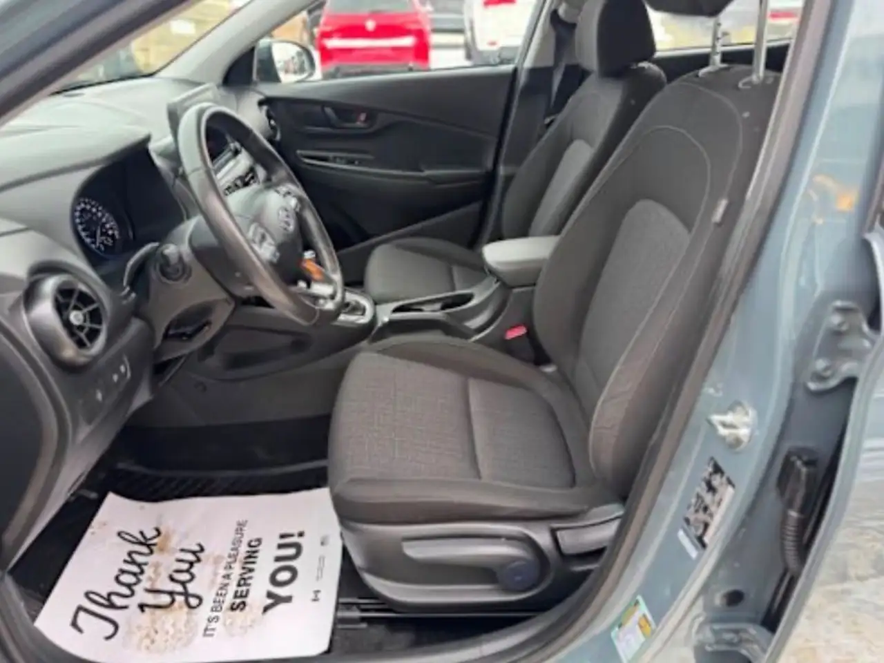Hyundai KONA снимка Hyundai KONA