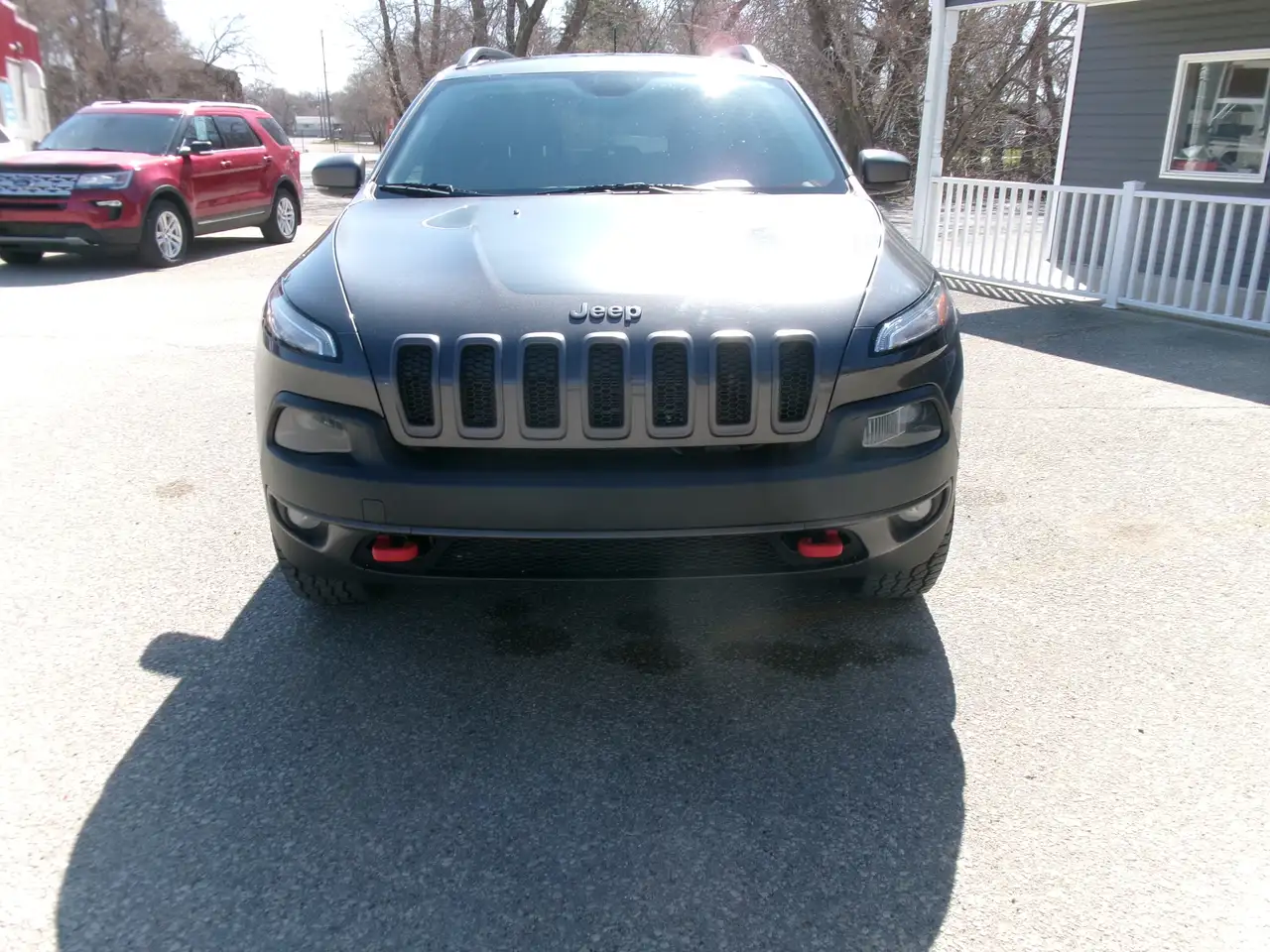 Jeep Cherokee снимка Jeep Cherokee