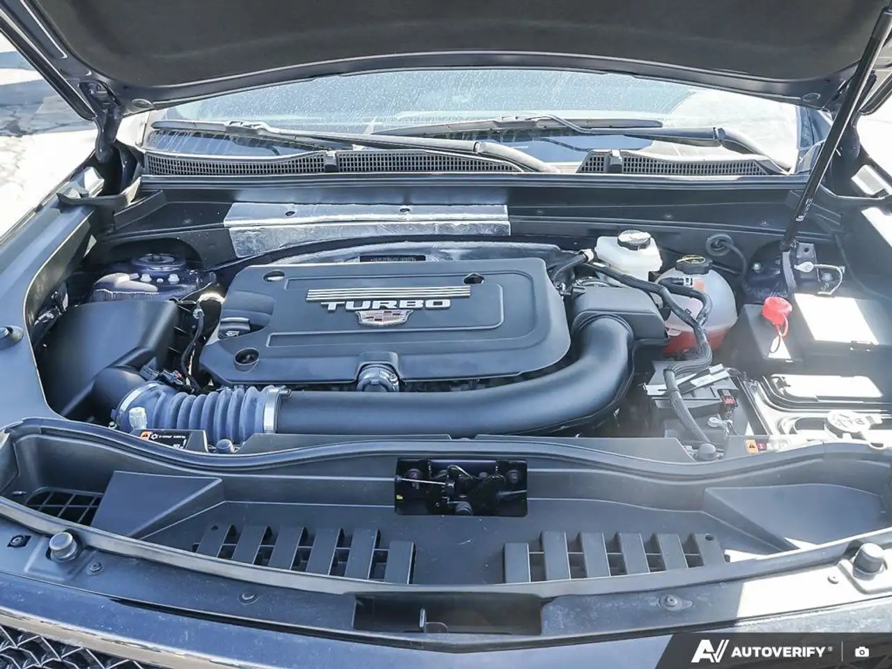Cadillac XT4 снимка Cadillac XT4