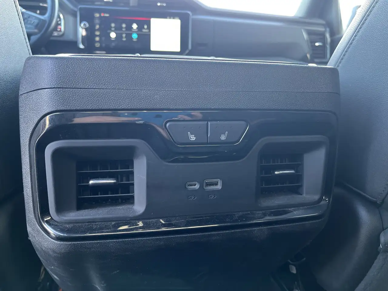 GMC Sierra 1500 photo GMC Sierra 1500