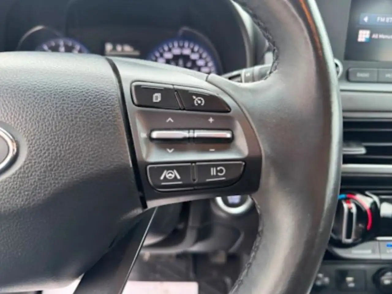 Hyundai KONA снимка Hyundai KONA