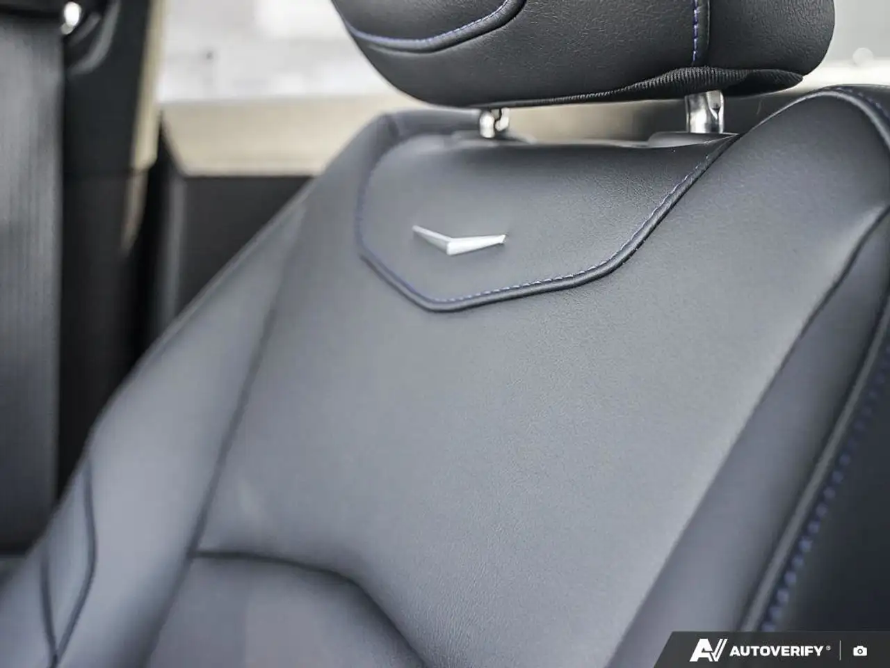 Cadillac XT4 снимка Cadillac XT4