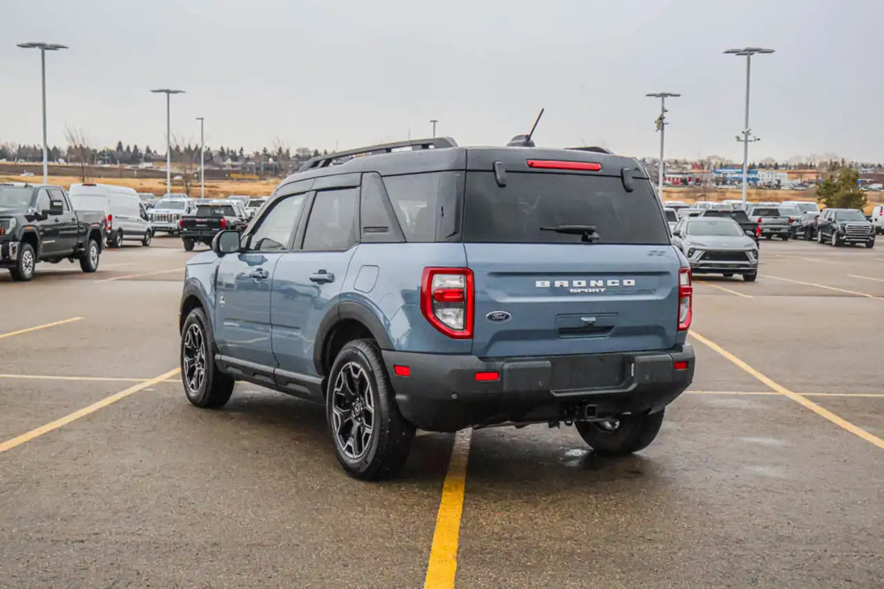 Ford Bronco Sport photo Ford Bronco Sport