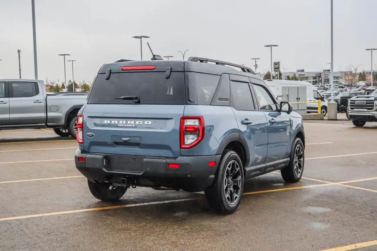 Ford Bronco Sport photo Ford Bronco Sport