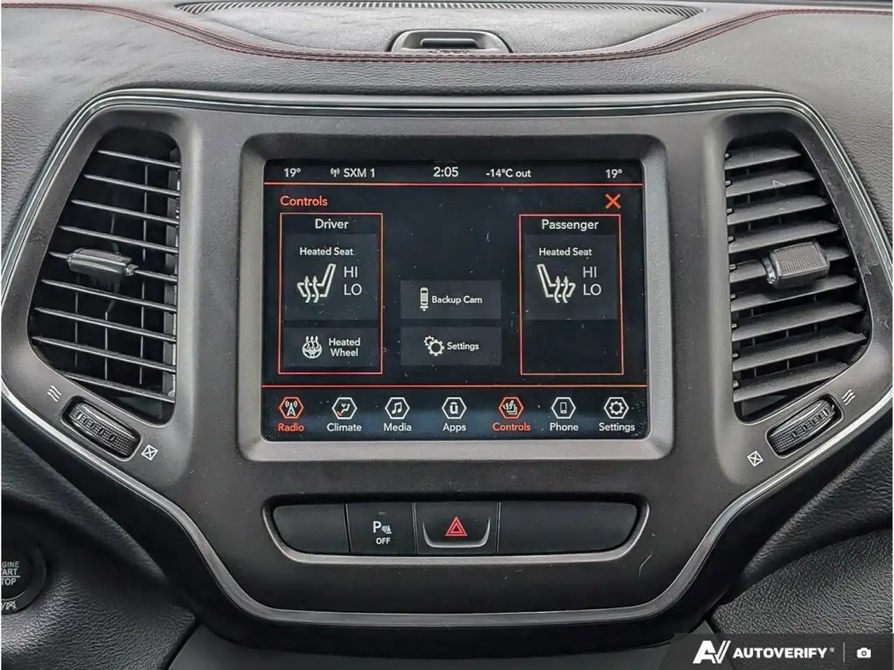 Jeep Cherokee снимка Jeep Cherokee